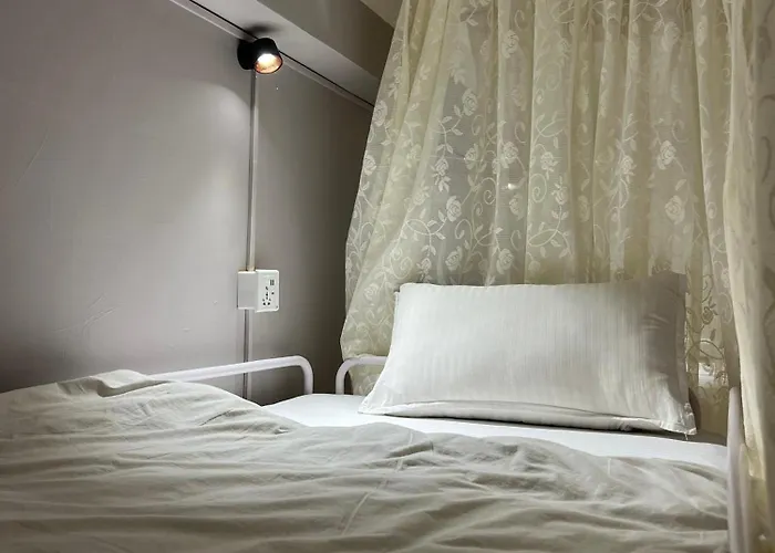 Bed And Pillow *