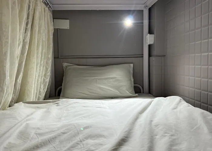 Bed And Pillow Auberge de jeunesse